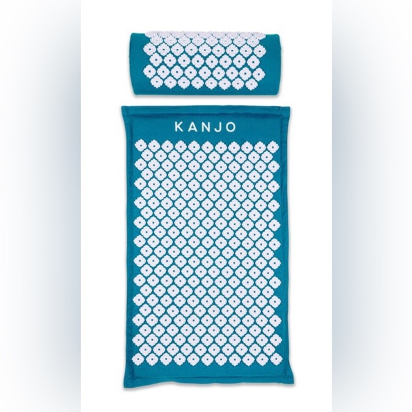 KANJO MEMORY FOAM ACUPRESSURE MAT PILLOW SET Back/Neck Relief, IN BAG
#1015243 - Picture 3 of 16